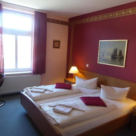 Hotel Koos *